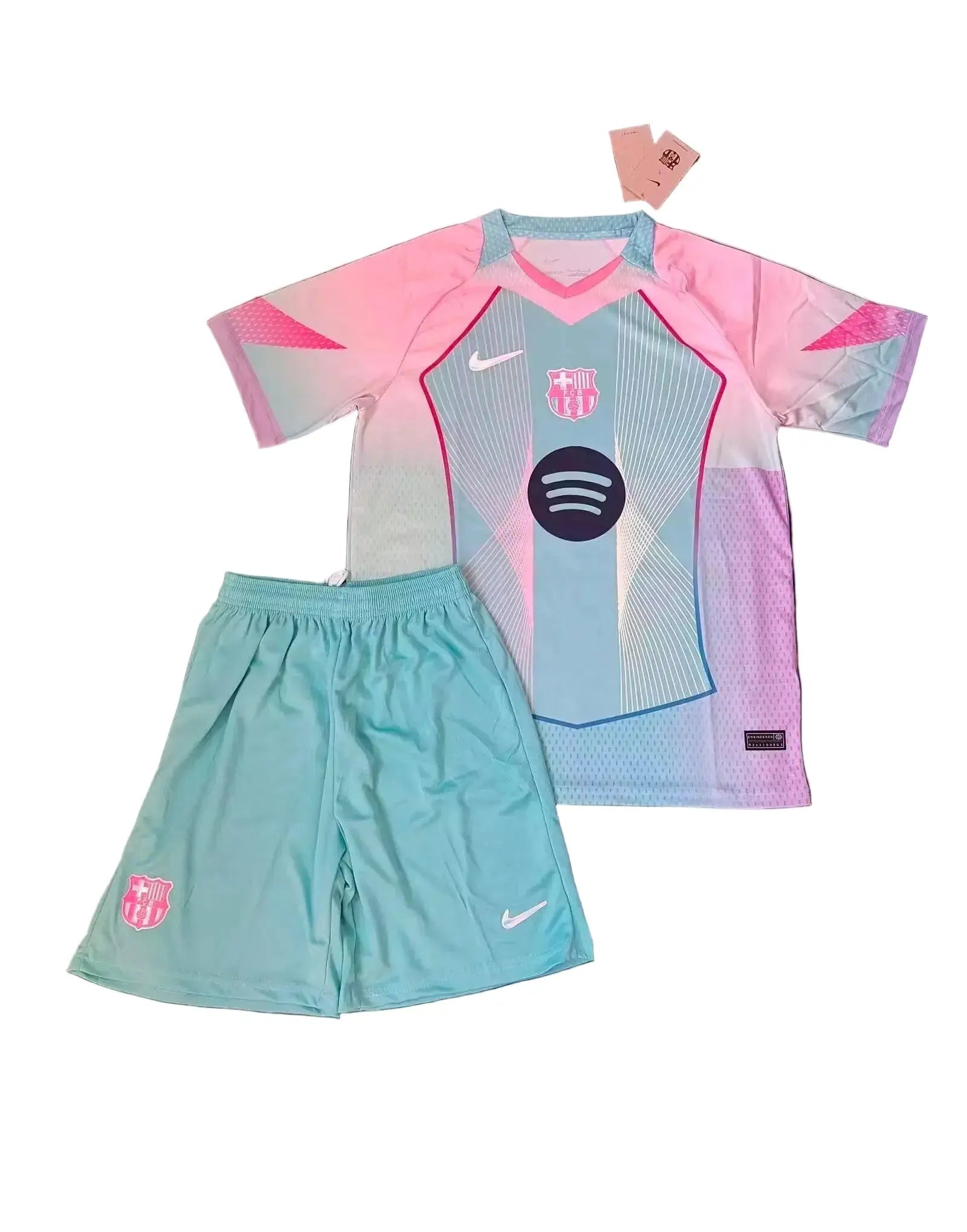 Ensemble Barcelone 2026 concept bleu