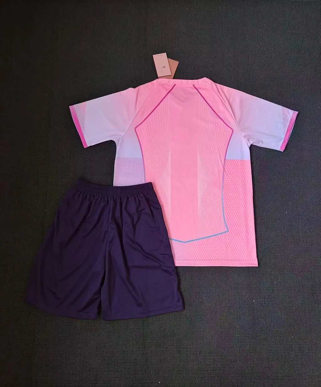 Ensemble Barcelone 2026 concept rose pale