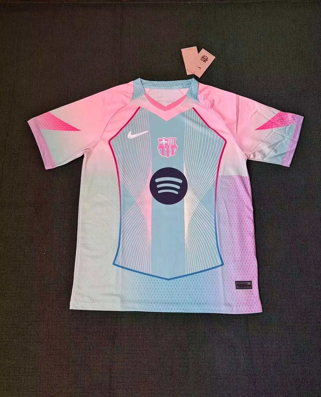 Ensemble Barcelone 2026 concept bleu